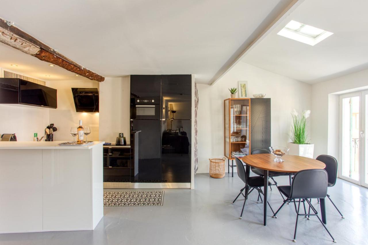 Ross 5- F2, Lumineux, Balcon, Loft, Clim, Vieux-Nice Exteriér fotografie